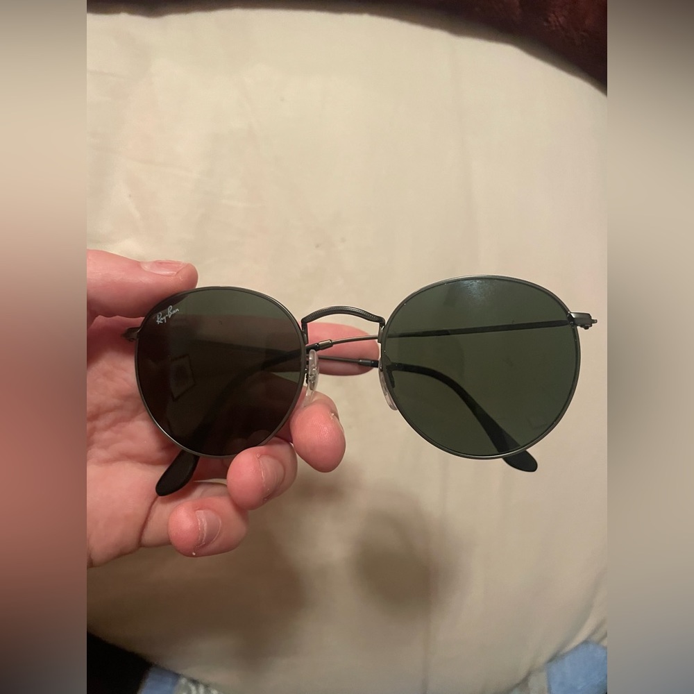 Circle raybans